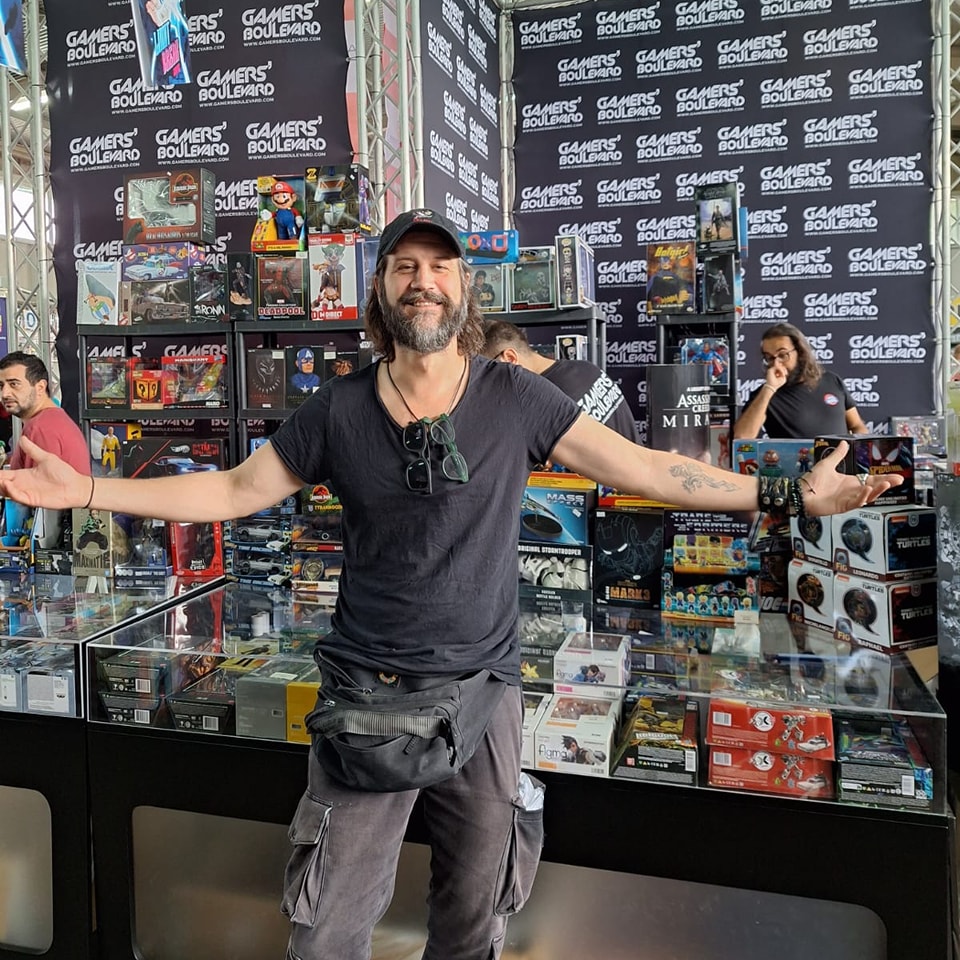 Stefan Kapičić at the Gamers' Boulevard booth